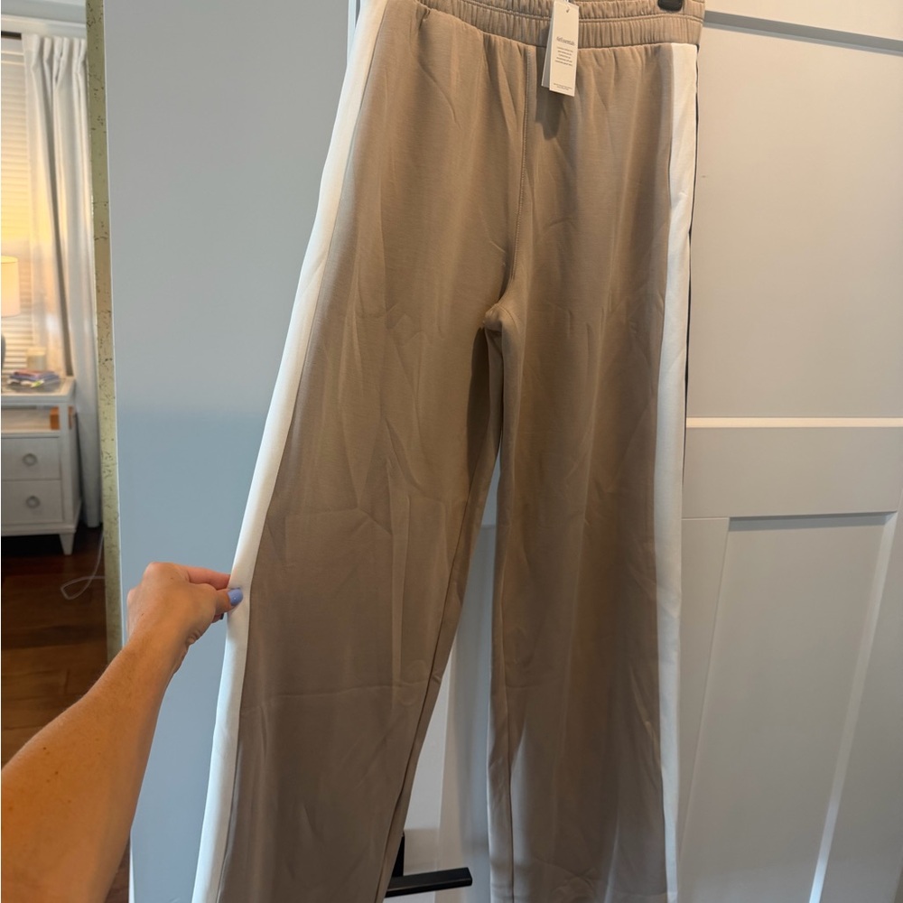 NWT air essentials TALL